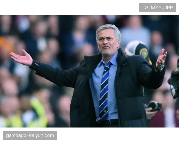 战术分析：罗马变阵三后卫成效显著，客场零封劲敌